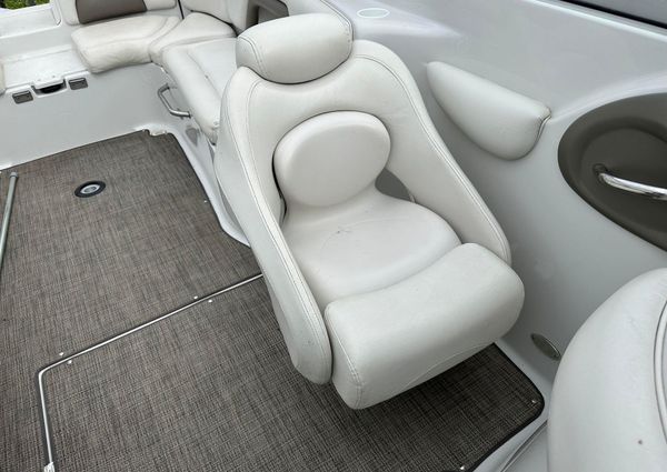 Crownline 270-BR image