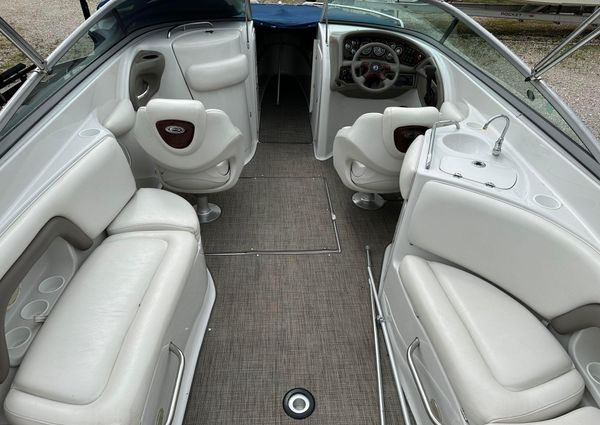 Crownline 270-BR image