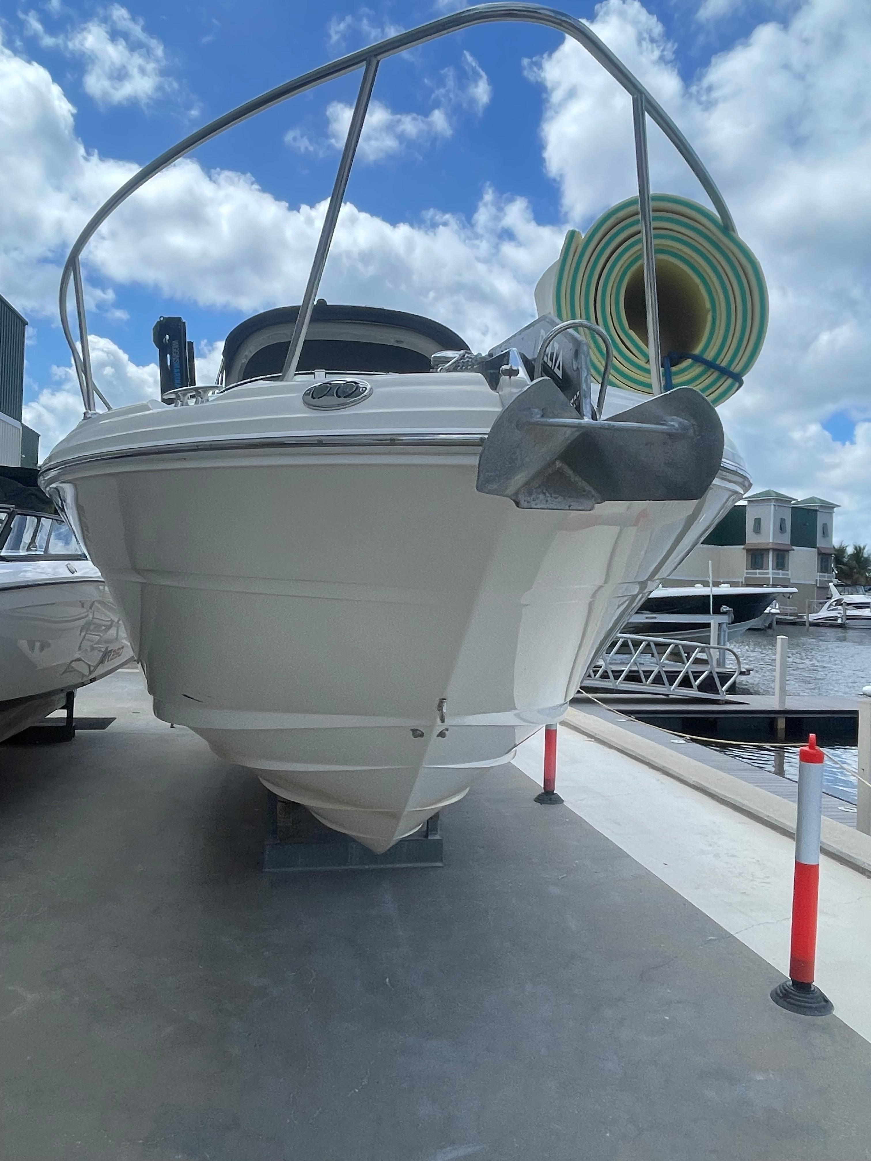 2005 Sea Ray 300 sundancer