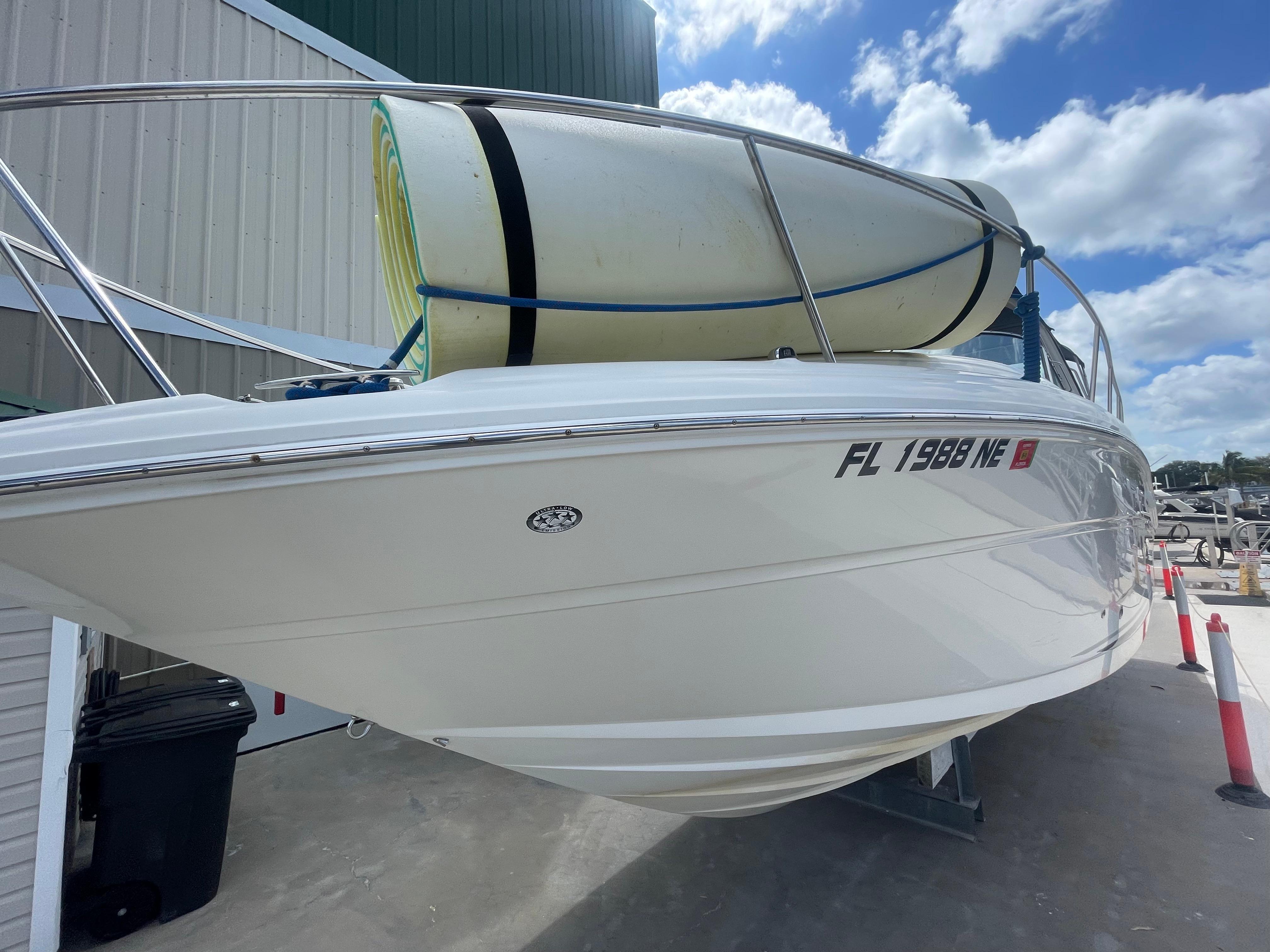 2005 Sea Ray 300 sundancer