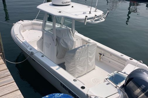 Everglades 235 Center Console image