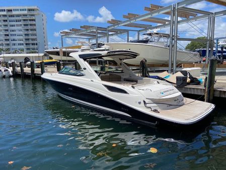 Sea Ray 350 SLX image