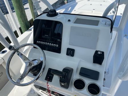 Sea Pro 228 Bay image