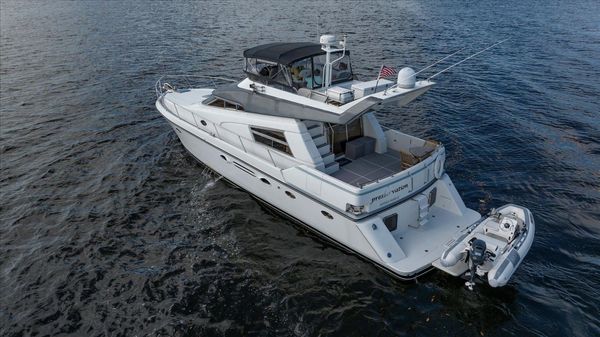 Johnson High Tech Euro Motoryacht image