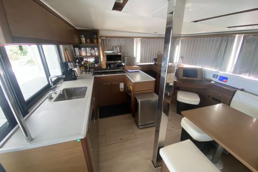 Lagoon 46 image