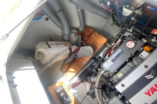 Lagoon 46 image