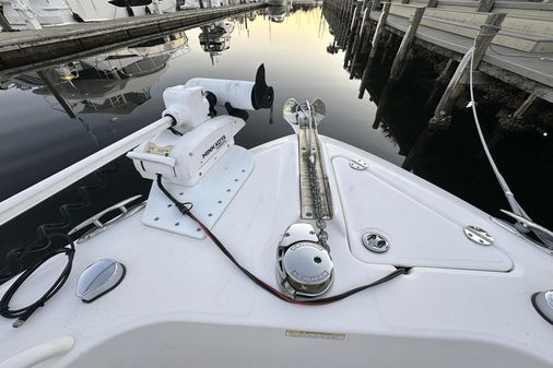 Everglades 275 Center Console image