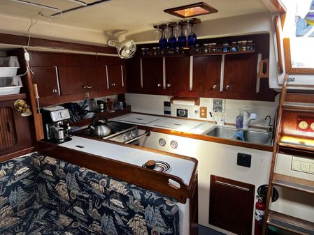 Morgan Catalina 41 image