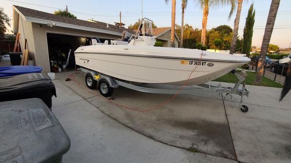 Bayliner Element E21