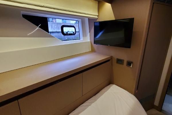Prestige 690-FLY image