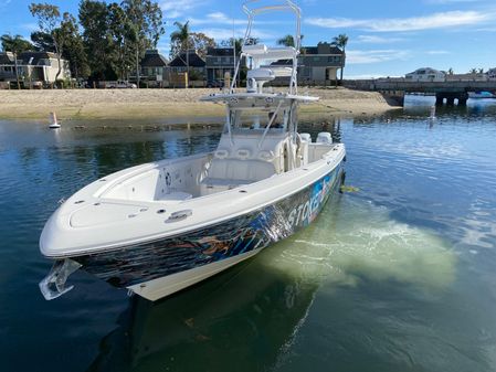 Everglades 355 Center Console image