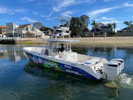 Everglades 355 Center Console image