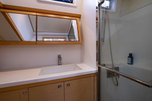 Lagoon 52 image