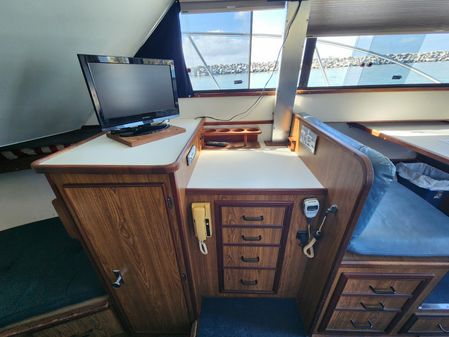 Chris-Craft 315 Commander image