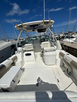 Boston-whaler 26-CONQUEST image