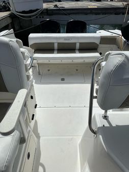 Boston-whaler 26-CONQUEST image