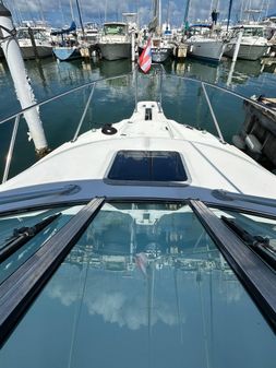 Boston-whaler 26-CONQUEST image