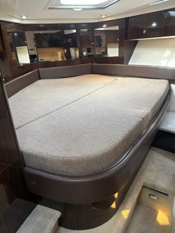 Sea Ray 350 Sundancer image