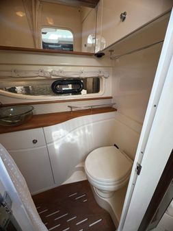 Sea Ray 350 Sundancer image