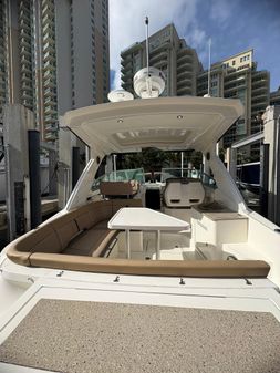 Sea Ray 350 Sundancer image