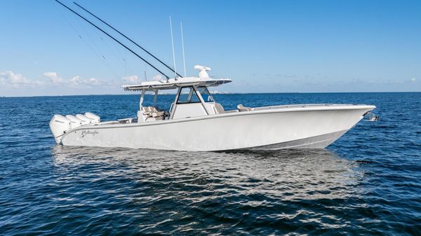 Yellowfin 39 