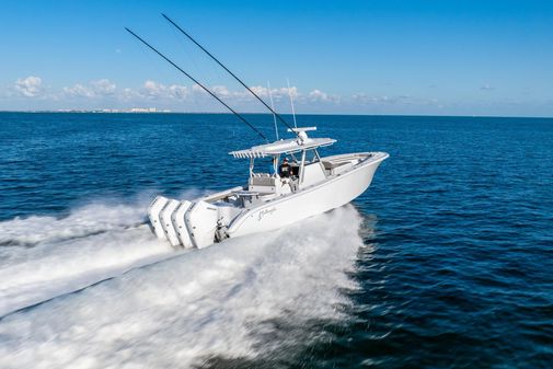 Yellowfin 39 image