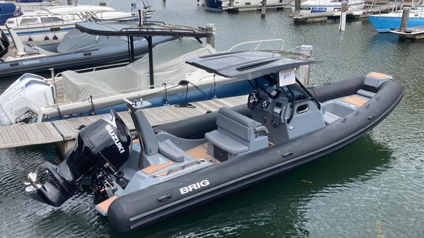 Brig Eagle 8 