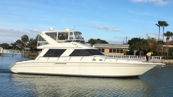 Sea Ray 550 Sedan Bridge
