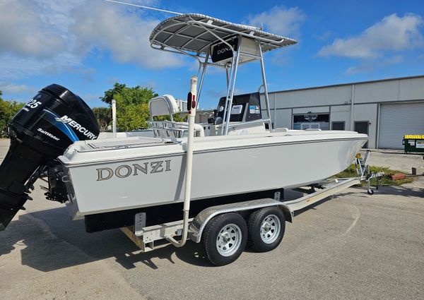 Donzi F23-CENTER-CONSOLE image