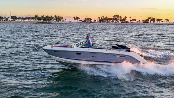 Sea Ray 280 SLX 