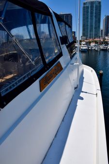 Hatteras 67 Cockpit Motor Yacht image