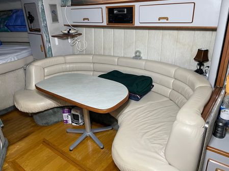 Sea Ray 350 Sundancer image