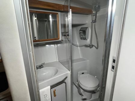 Sea Ray 350 Sundancer image