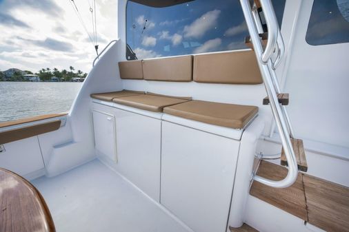 Ocean Yachts Convertible image