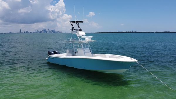Invincible 33 Open Fisherman