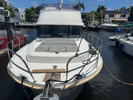 Beneteau Swift Trawler 34 image