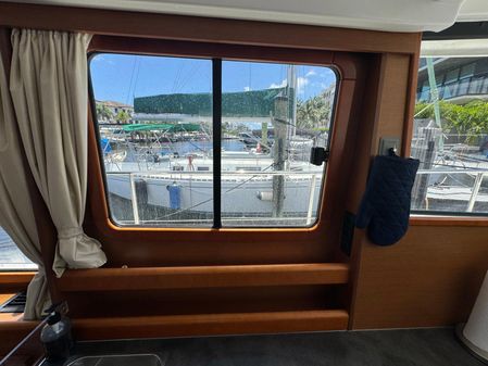 Beneteau Swift Trawler 34 image