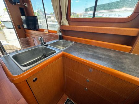 Beneteau Swift Trawler 34 image