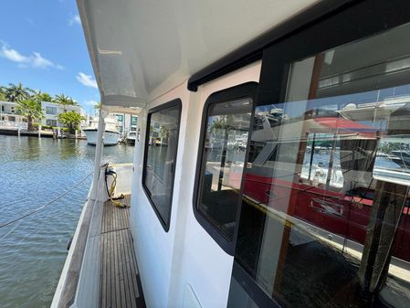 Beneteau Swift Trawler 34 image