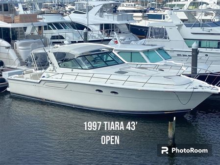 Tiara Yachts 43 Open image
