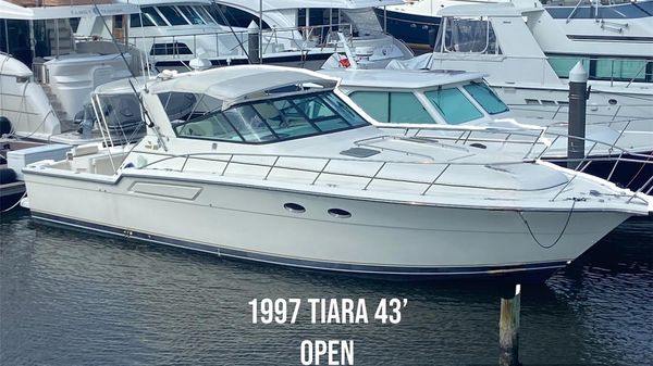 Tiara Yachts 43 Open 