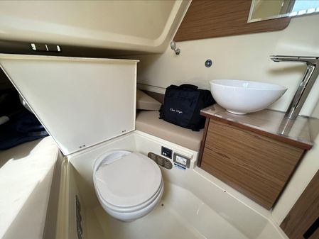 Chris-Craft Catalina 30 image