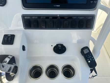 Boston Whaler 320 Outrage image