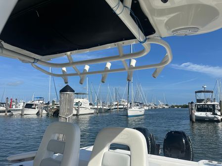 Boston Whaler 320 Outrage image