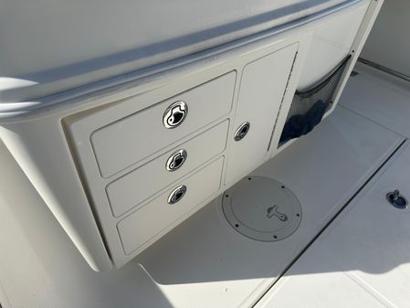 Boston Whaler 320 Outrage image