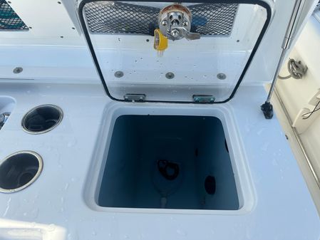 Boston Whaler 320 Outrage image