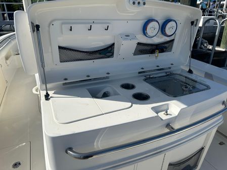 Boston Whaler 320 Outrage image