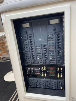 Seawind Venturer 42 Power Cat image