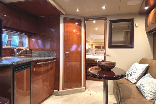 Sea Ray 38 Sundancer image