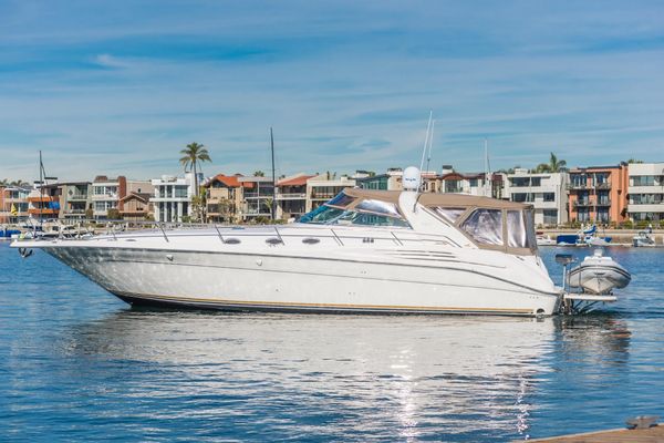 Sea Ray 450 Sundancer - main image
